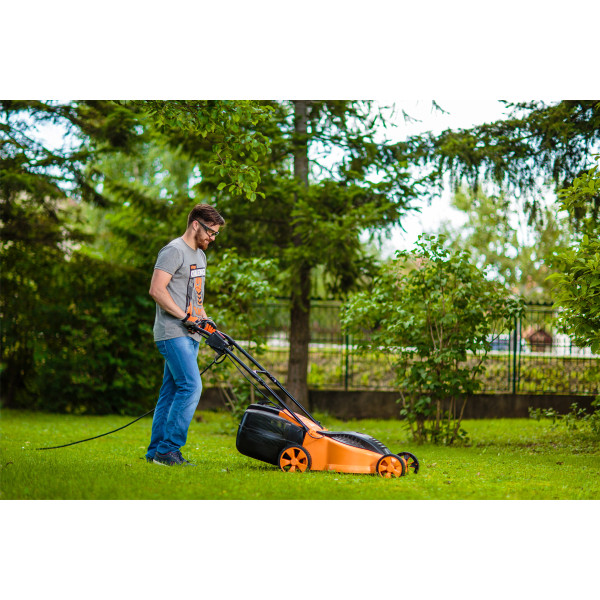 Kosilnica električna Villy 1300 E Villager 