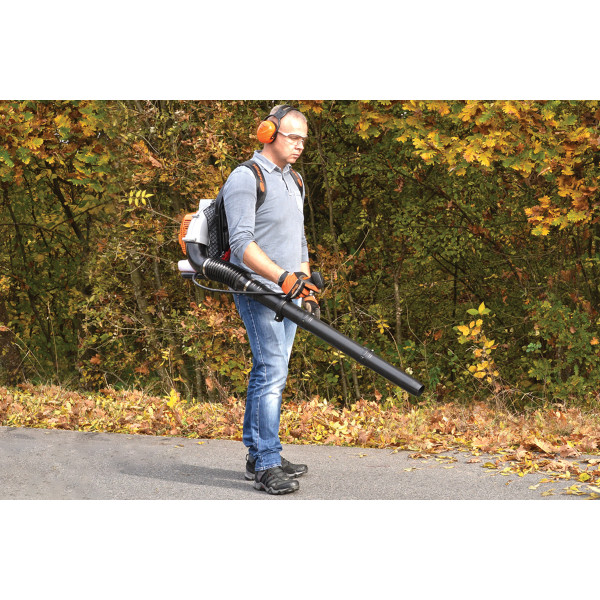 Puhalnik bencinski nahrbtni VB 5290 E Villager 