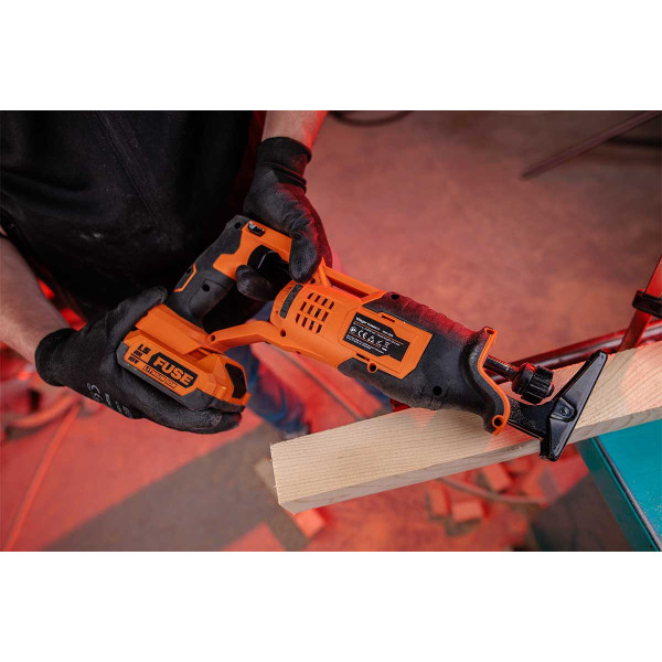 Žaga sabljasta Fuse VLN 1520 Villager 