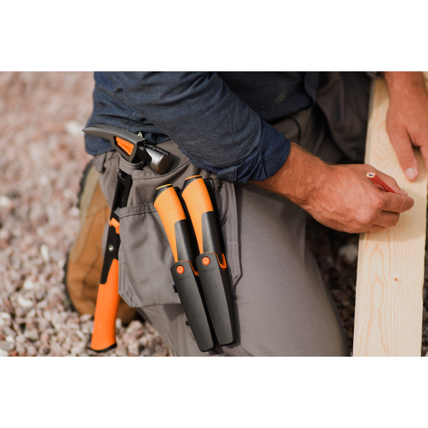 Nož obrtniški 209mm z brusom 1023620 Fiskars 