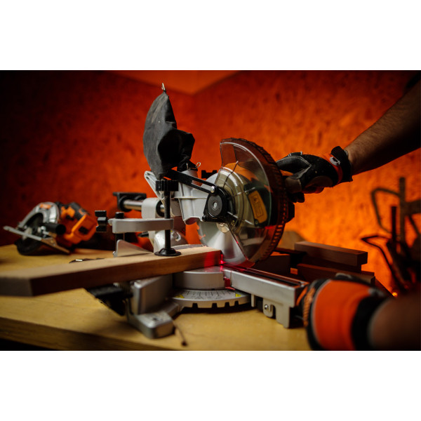 Žaga potezna kotna Fuse VMS 18520 Villager 