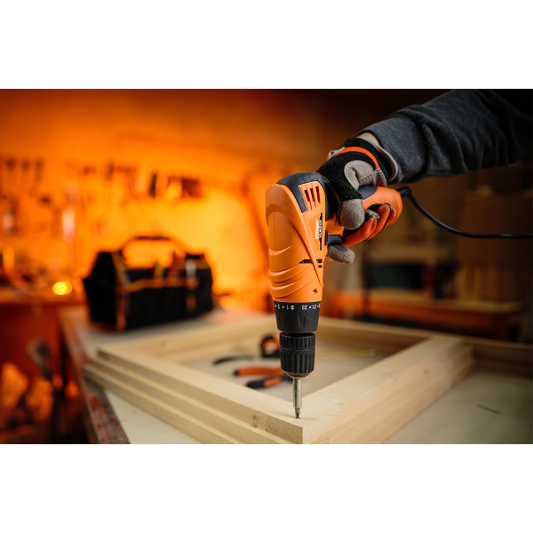 Vrtalnik-vijačnik VLN 240 Villager 