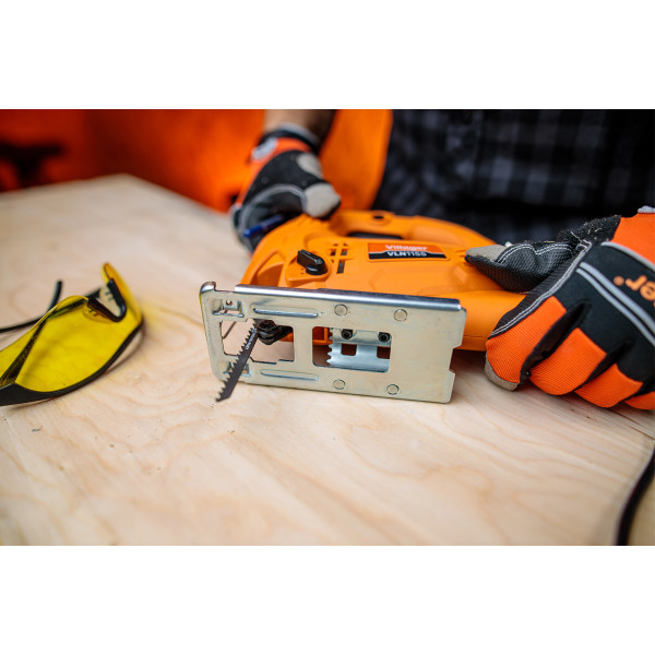 Žaga vbodna VLN 1155 Villager 