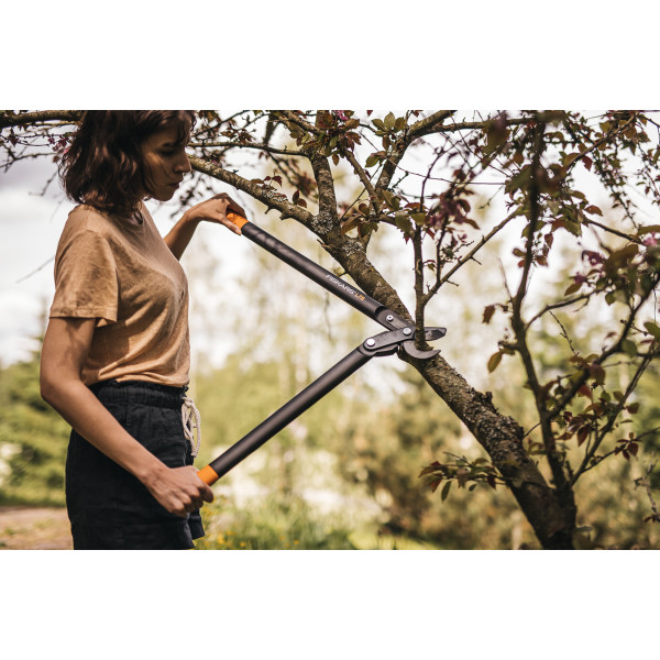 Škarje za veje byp.l l78 Powergear 1000584 Fiskars 