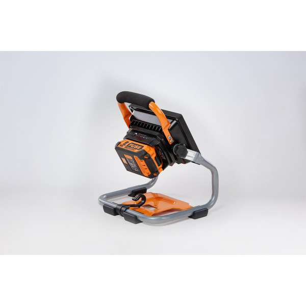 Svetilka-reflektor FUSE VLN 9320 Villager 