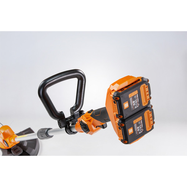 Kosa akumulatroska z nitko BC 2940 Fuse Villager 