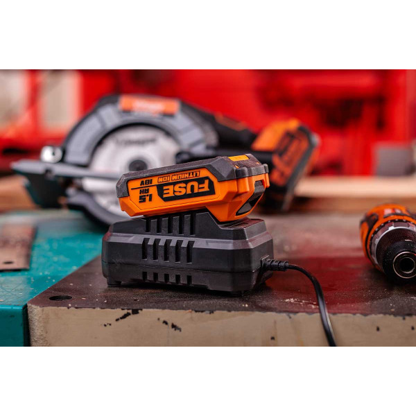 Akumulator+polnilnik 18V 1.5Ah+2.4A Fuse Villager 