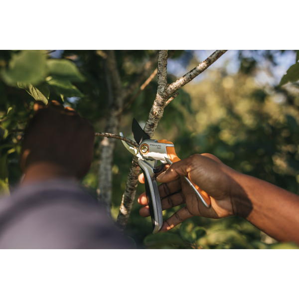 Škarje bypass P531 Metal Plus 1057168 Fiskars 