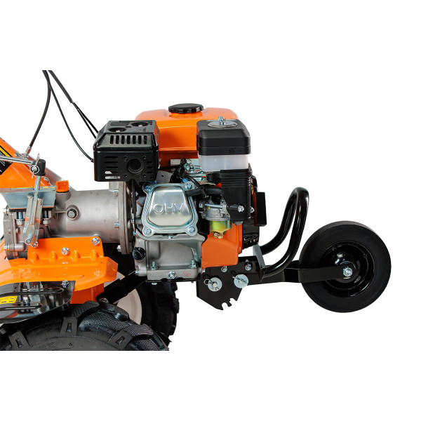 Prekopalnik VTB 8422 Villager 