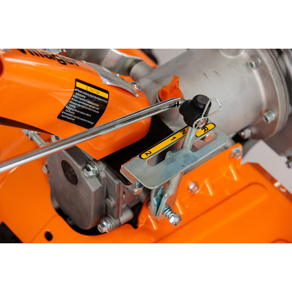 Prekopalnik VTB 8422 Villager 