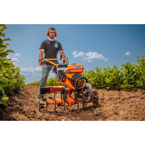 Prekopalnik VTB 8422 P s Plugom za O. Villager 
