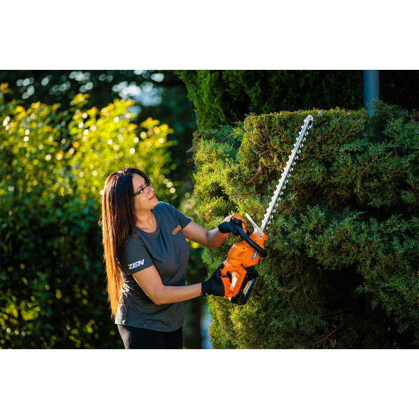 Škarje Akumulatorske Za Živo Mejo HT 6140 Zen Villager 