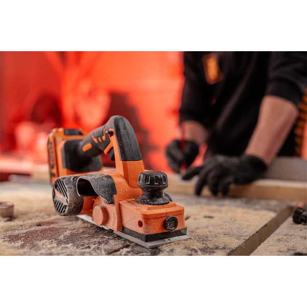 Oblič Akumulatorski VLN 0520 Fuse Villager 