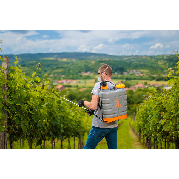 Škropilnica Ročna Hortus 16L Villager 