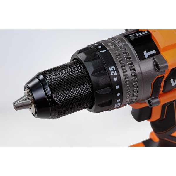 Vrtalnik-vijačnik udarni FUSE VLP 8220 
