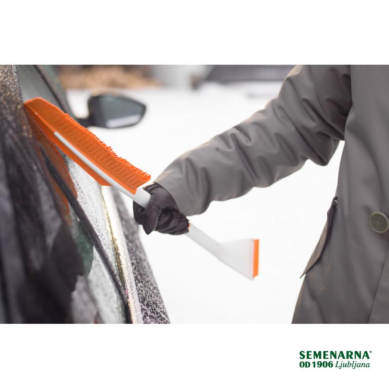 Metlica + strgalo za led SnowExpert 1019352 Fiskars 