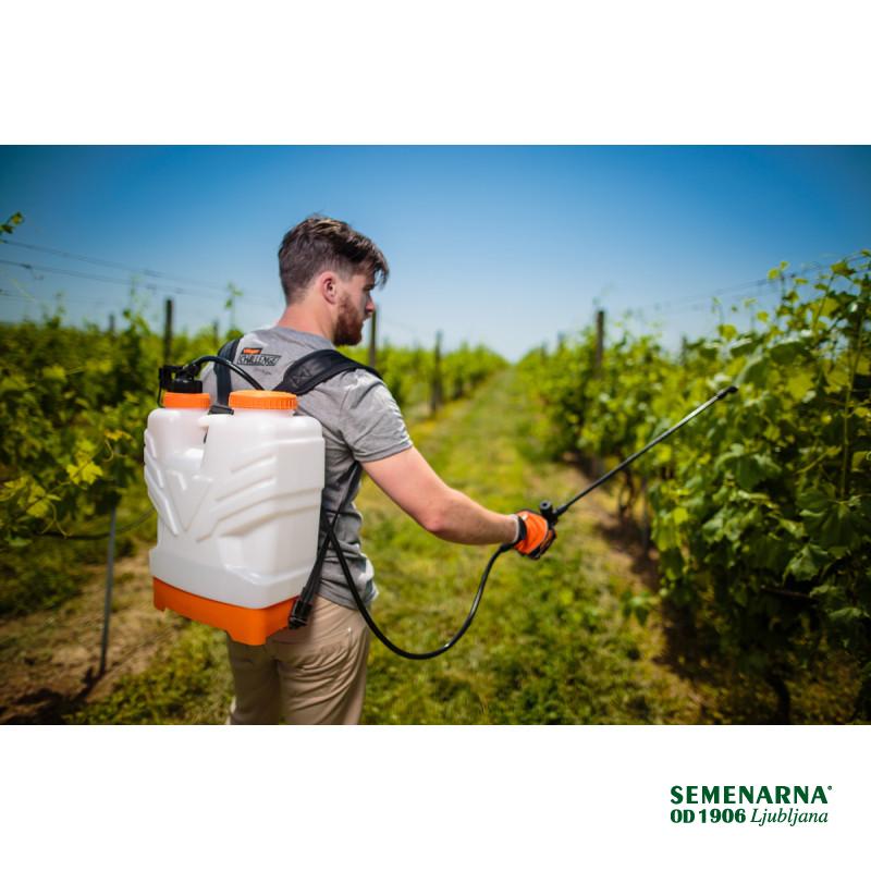 Škropilnica ročna Terra 12 nahrbtna Villager 