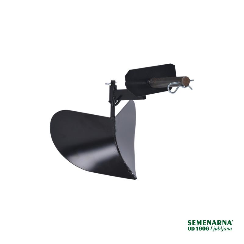 PLUG ZA ORANJE VMM 1918 R  033897 Villager 