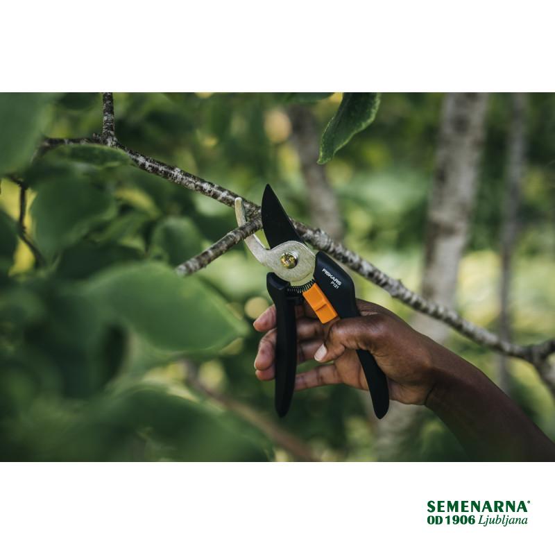 Škarje bypass P331 solid metal 1057163 Fiskars 