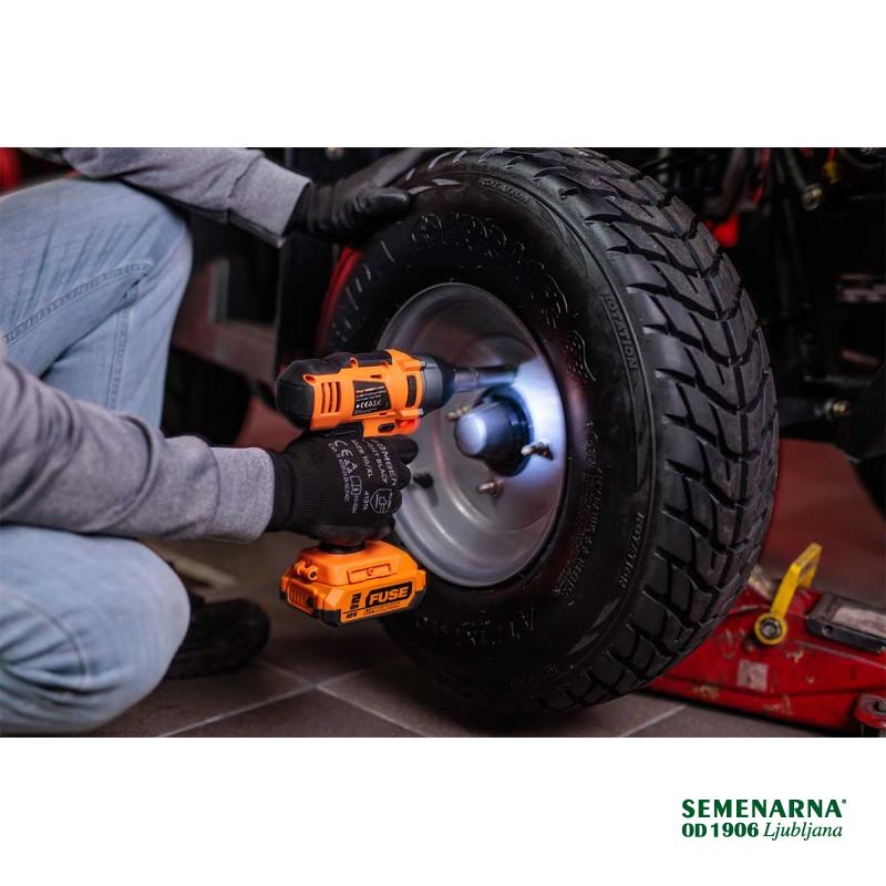 Vrtalnik-vijačnik FUSE VLN 3320 Villager 