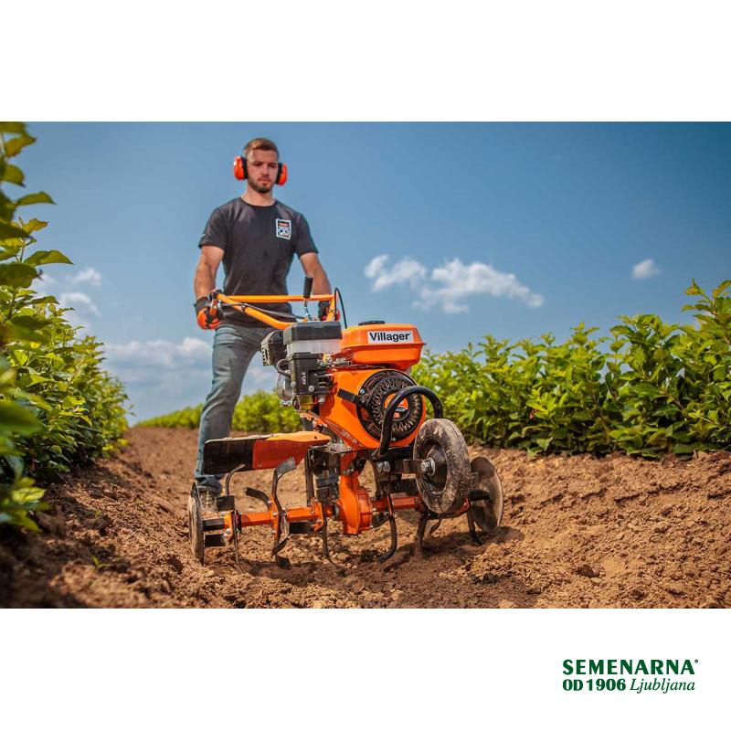 Prekopalnik VTB 8422 P s Plugom za O. Villager 