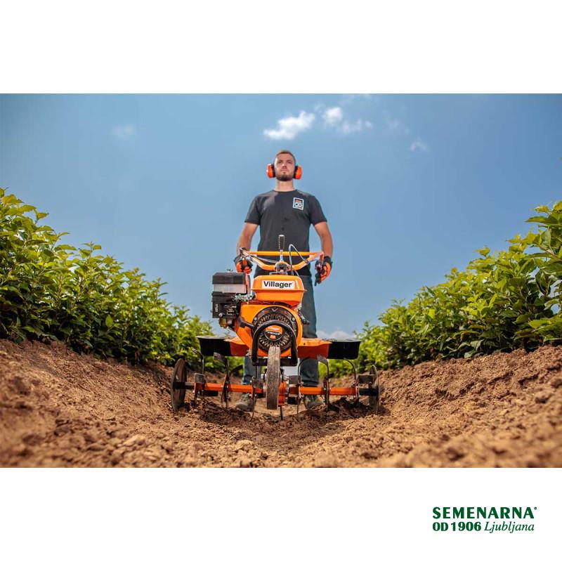Prekopalnik VTB 8422 P s Plugom za O. Villager 