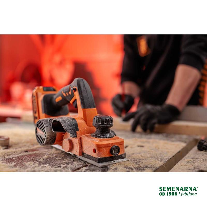 Oblič Akumulatorski VLN 0520 Fuse Villager 