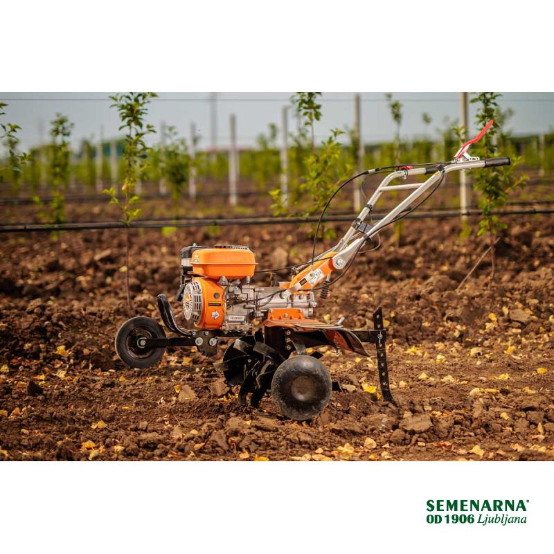 Prekopalnik VTB 8421 Prime Villager 